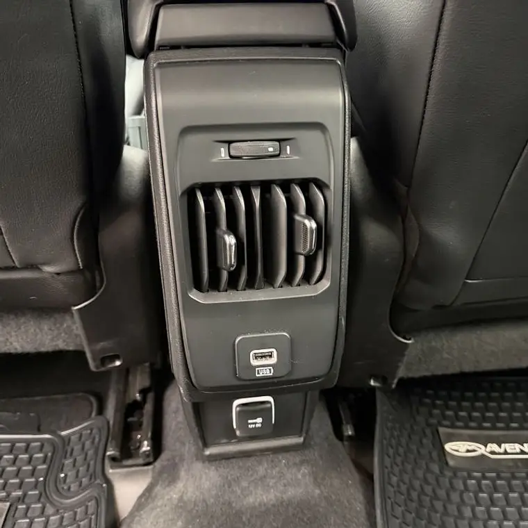 JEEP COMPASS LONGITUDE 1.3 AUT 2022 23