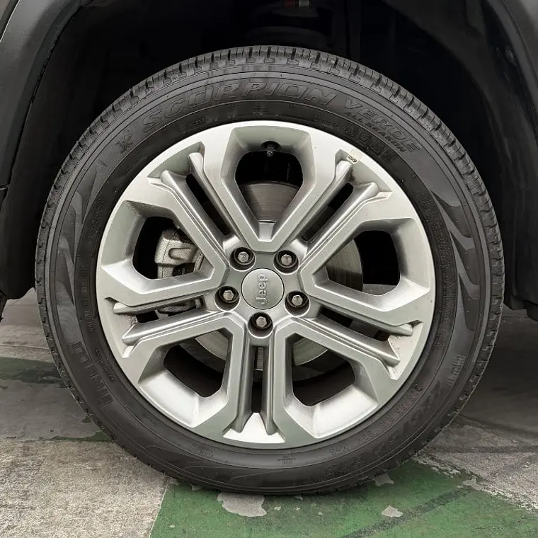 JEEP COMPASS LONGITUDE 1.3 AUT 2022 24