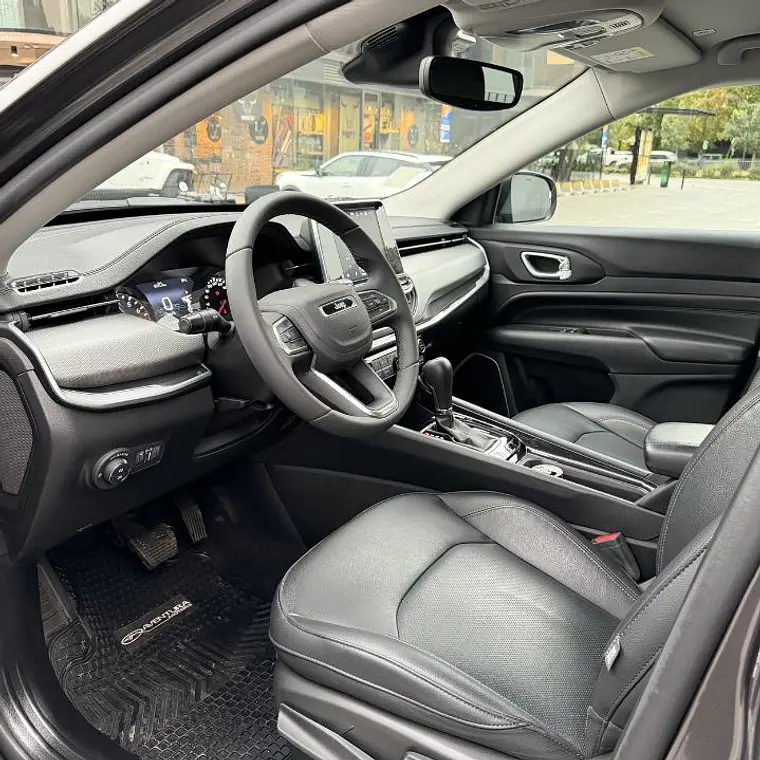 JEEP COMPASS LONGITUDE 1.3 AUT 2022 10