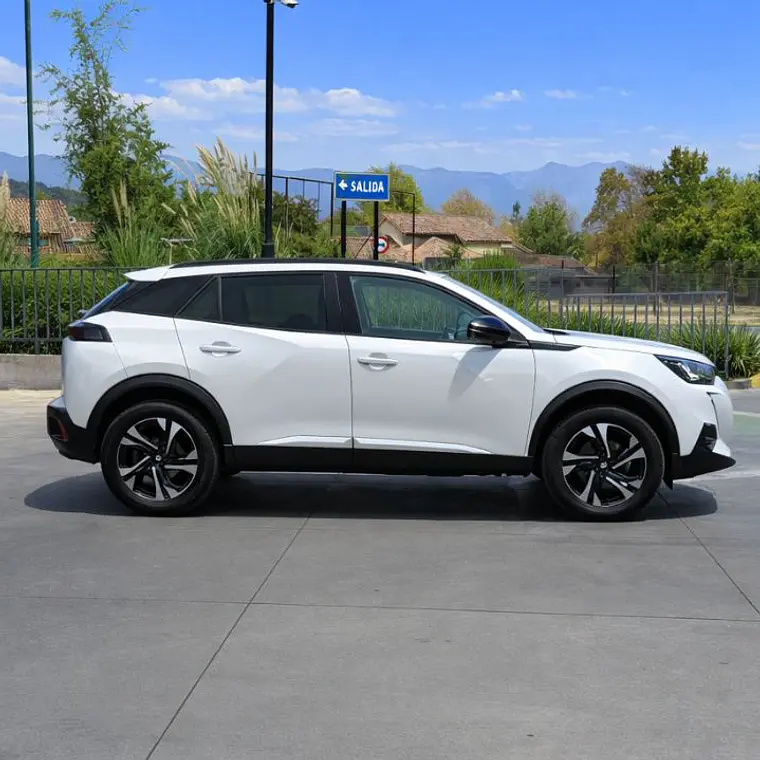 PEUGEOT 2008 PURETECH 130 EAT8 1.2 AUT 8