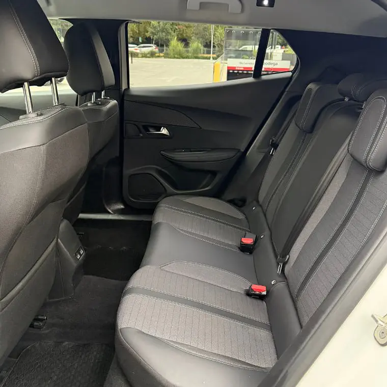 PEUGEOT 2008 PURETECH 130 EAT8 1.2 AUT 16