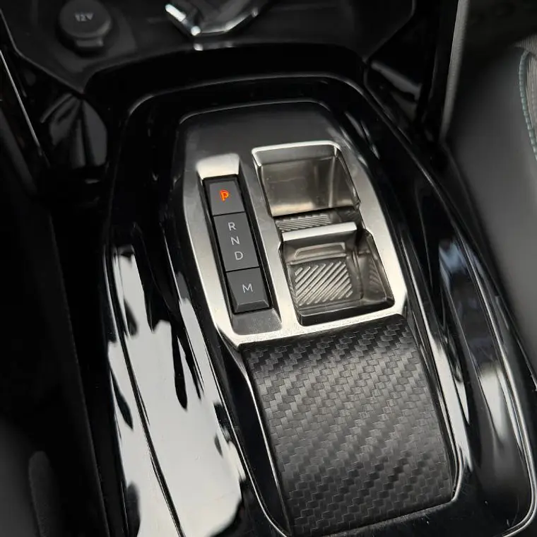 PEUGEOT 2008 PURETECH 130 EAT8 1.2 AUT 20