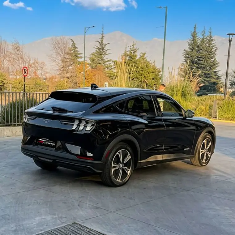 FORD MUSTANG MACH E 2024   5
