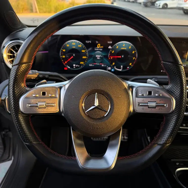 MERCEDES BENZ A250 AMG LINE 2.0 2023 13