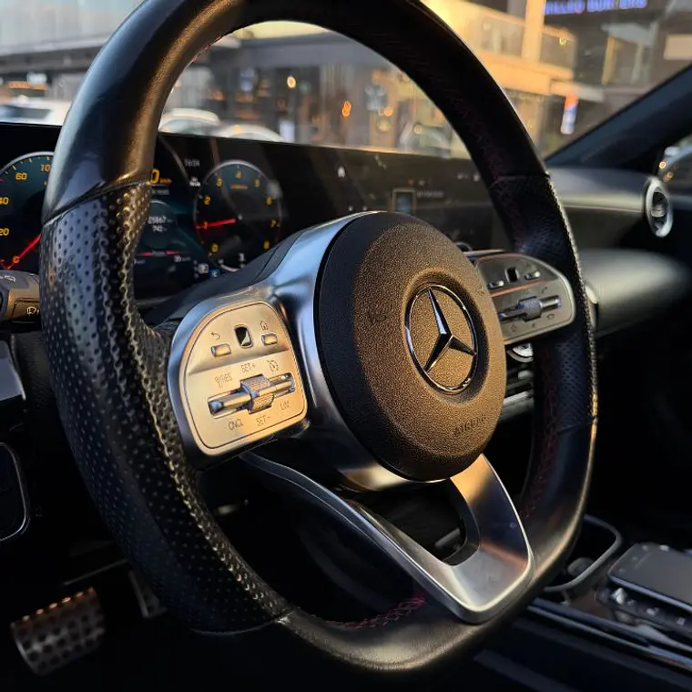 MERCEDES BENZ A250 AMG LINE 2.0 2023 14