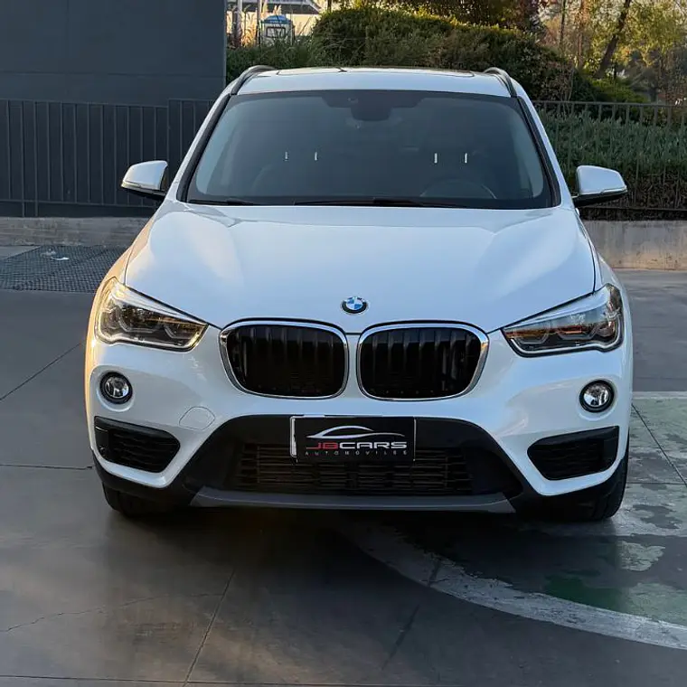 BMW X1 SDRIVE18D LUXURY 2.0 3