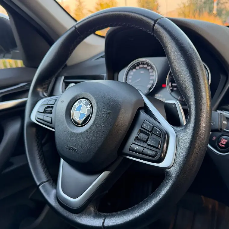 BMW X1 SDRIVE18D LUXURY 2.0 14