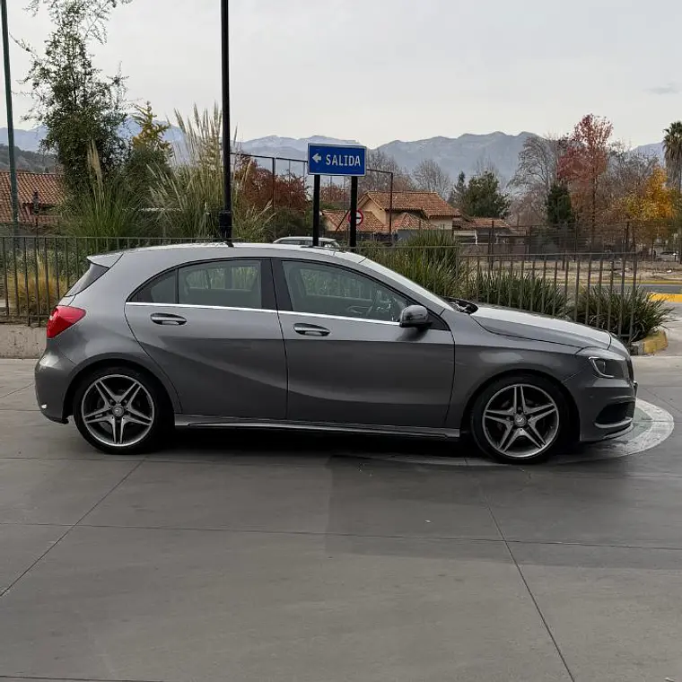MERCEDES BENZ A200 BLUEEFFICIENCY 1.6 2016 9