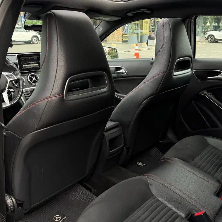 MERCEDES BENZ A200 BLUEEFFICIENCY 1.6 2016 17