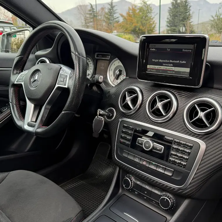 MERCEDES BENZ A200 BLUEEFFICIENCY 1.6 2016 12