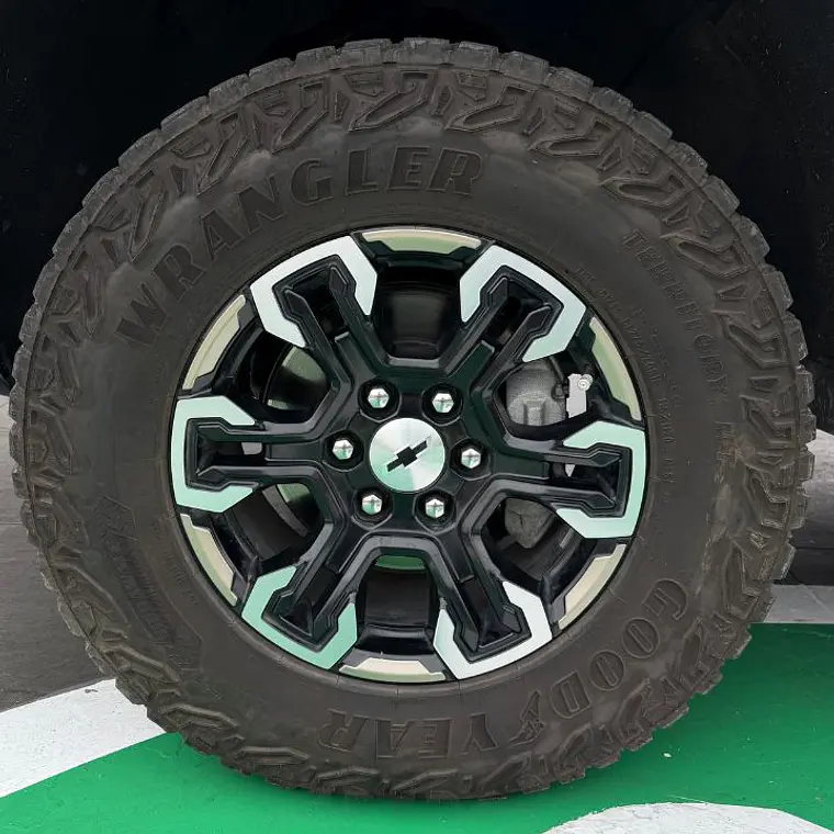 CHEVROLET SILVERADO SILVERADO CC 6.2L AT10 4X4 2023 26