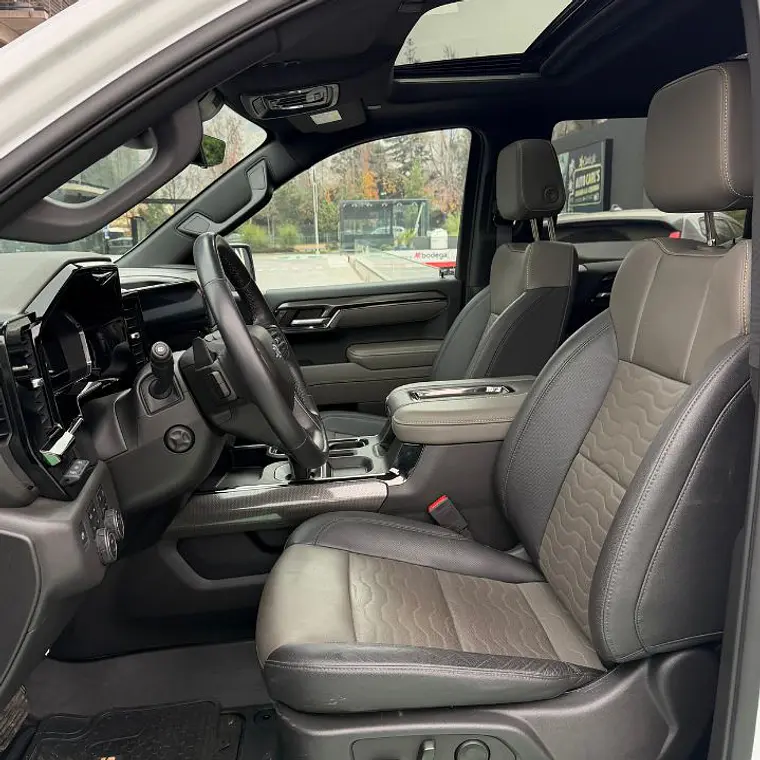 CHEVROLET SILVERADO SILVERADO CC 6.2L AT10 4X4 2023 11