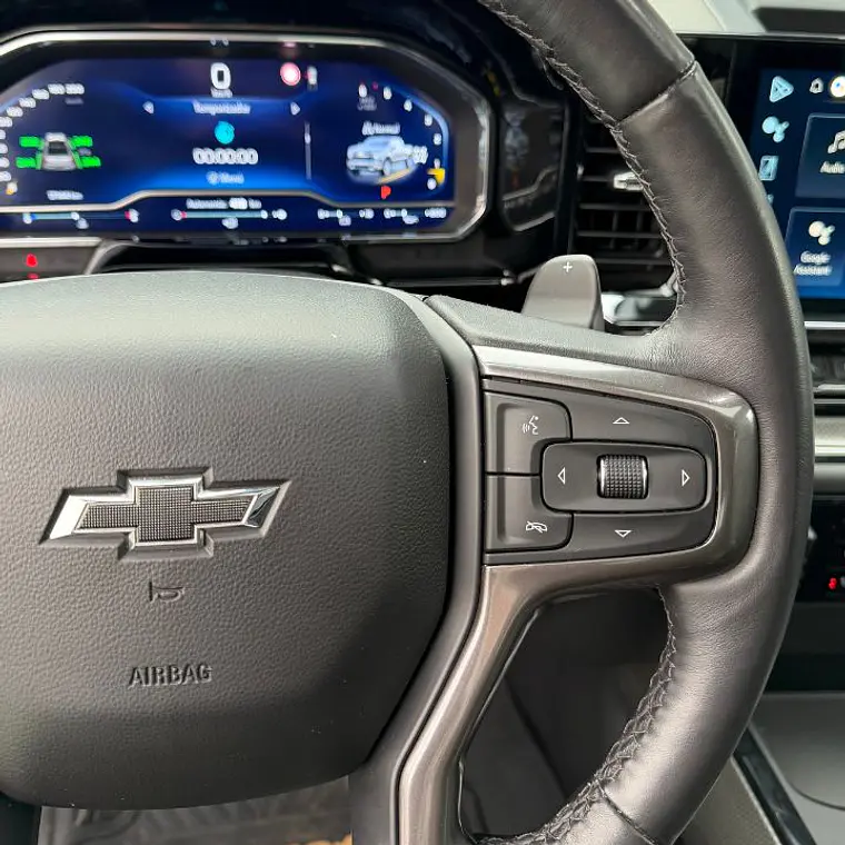 CHEVROLET SILVERADO SILVERADO CC 6.2L AT10 4X4 2023 18