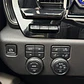 CHEVROLET SILVERADO SILVERADO CC 6.2L AT10 4X4 2023 - Miniatura 24
