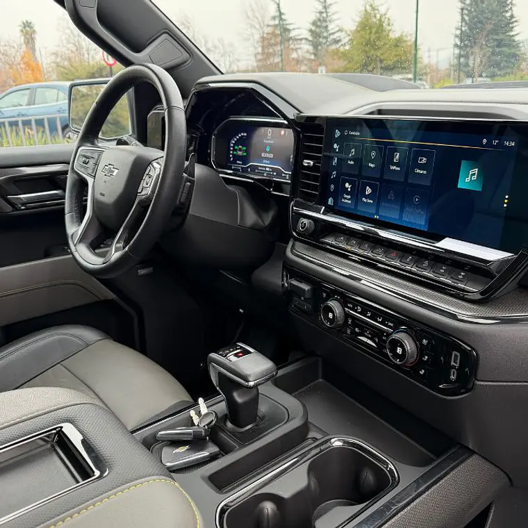 CHEVROLET SILVERADO SILVERADO CC 6.2L AT10 4X4 2023 15