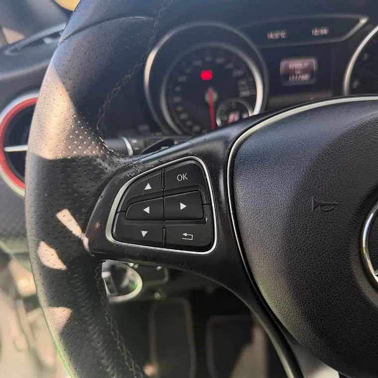 MERCEDES BENZ A200 D 2.0 2017   12