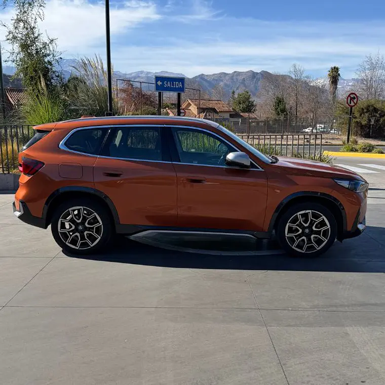 BMW X1 SDRIVE18I XLINE 1.5 2024 7