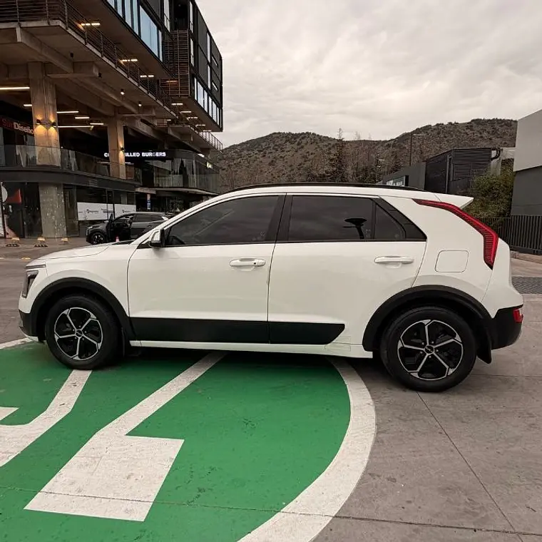 KIA NIRO LX HEV GDI 1.6 2023 9