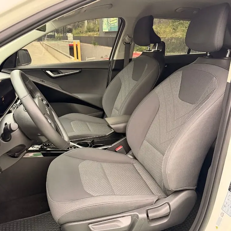 KIA NIRO LX HEV GDI 1.6 2023 11