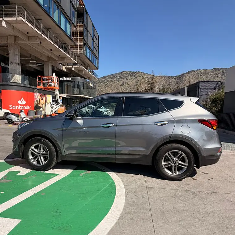HYUNDAI SANTA FE CRDI GLS 2.2 2017 9