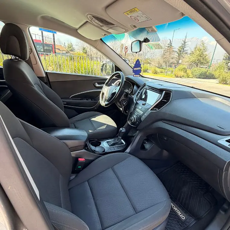 HYUNDAI SANTA FE CRDI GLS 2.2 2017 13