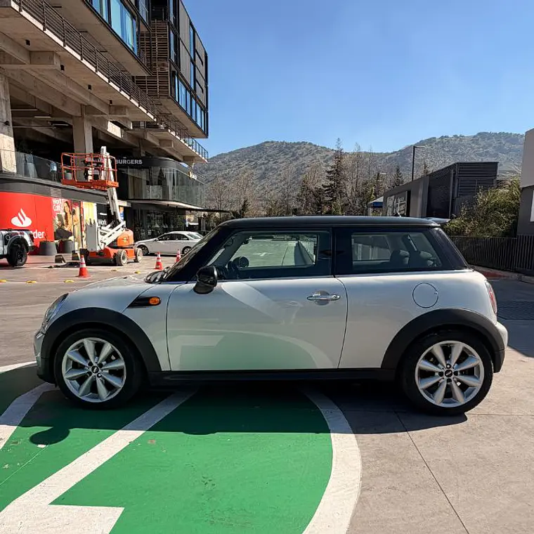 MINI COOPER HATCHBACK 1.6 2012 9