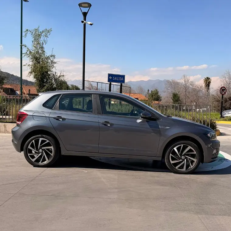 VOLKSWAGEN POLO HIGHLINE HB 1.6 2022 8