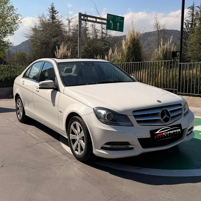 MERCEDES BENZ C180 CGI BLUE EFFICIENCY 2012 4