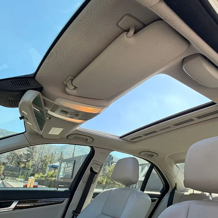 MERCEDES BENZ C180 CGI BLUE EFFICIENCY 2012 19