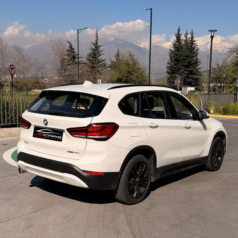 BMW X1 SDRIVE 18D NIGHT EDITION 2.0 2021 5