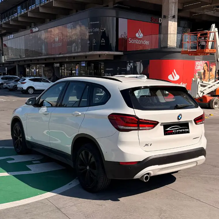 BMW X1 SDRIVE 18D NIGHT EDITION 2.0 2021 8