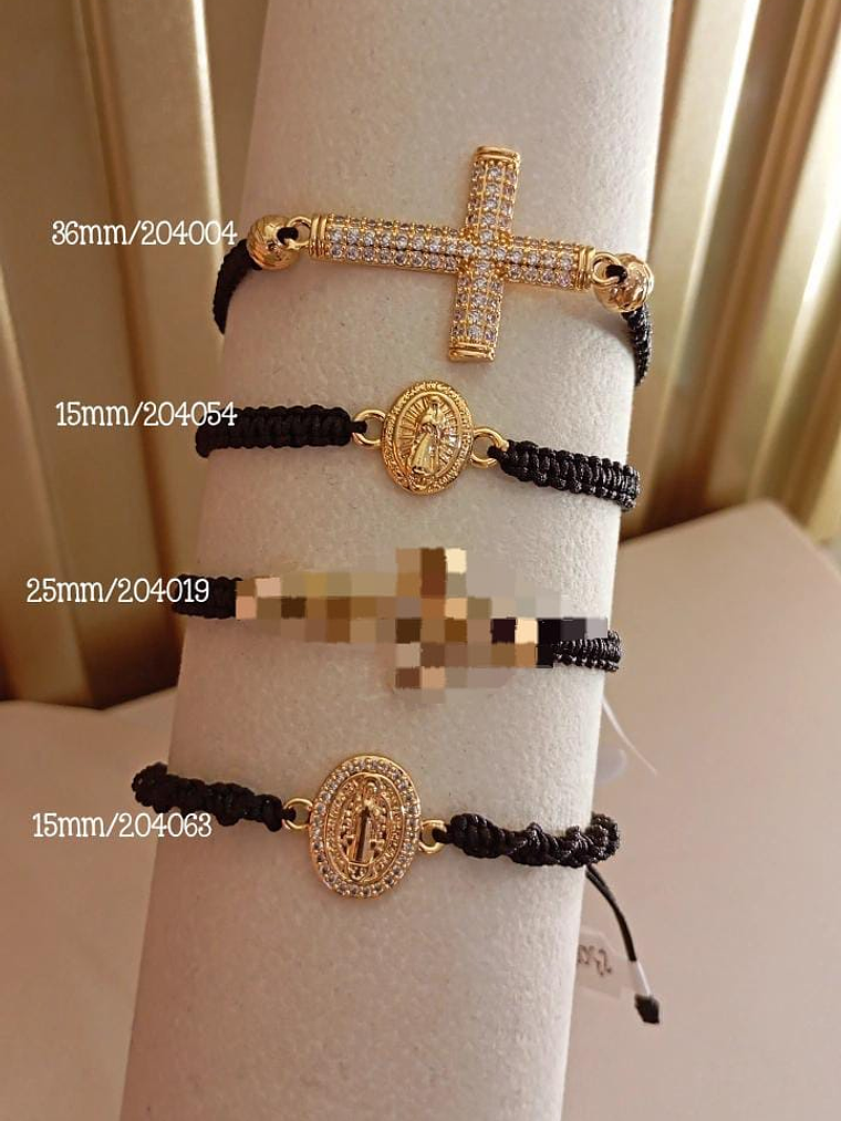 PULSERAS CON BORDADO + DIJE - ORO LAMINADO 1