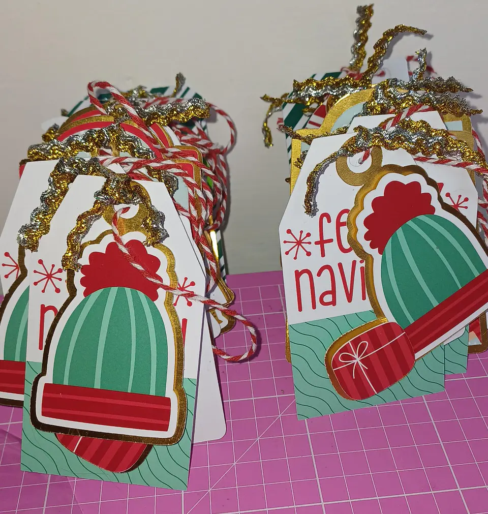 Tag Navideños en papel 3D pack 10 unidades 3