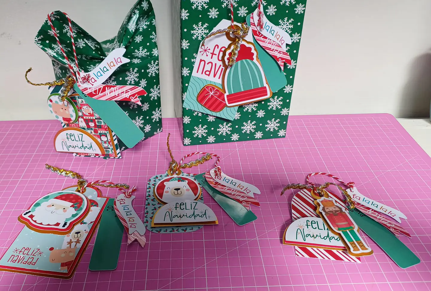 Tag Navideños en papel 3D pack 10 unidades 5
