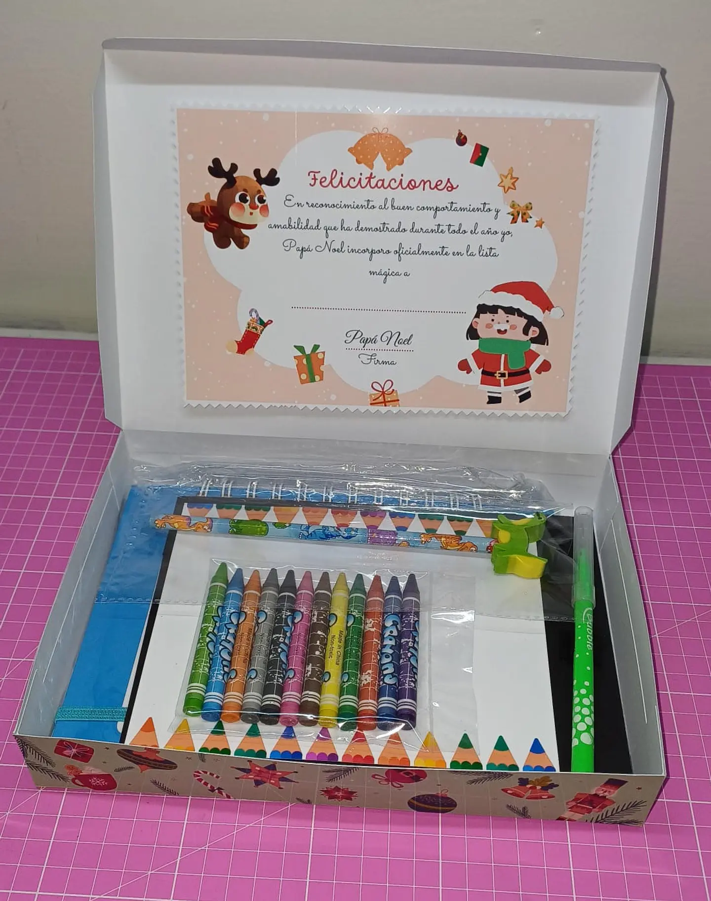Caja Navideña pack para niño 2