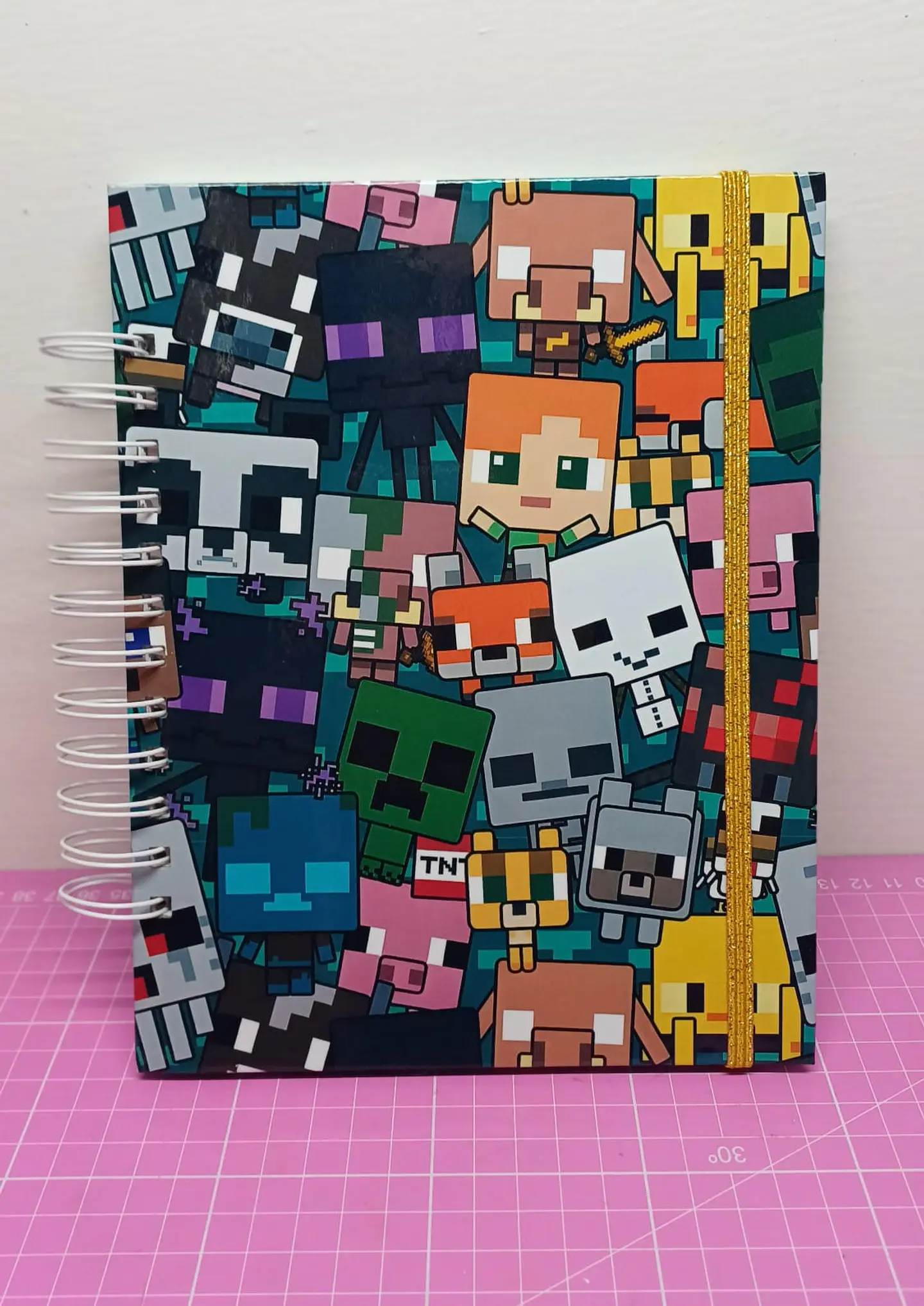 Libro para Colorear de Minecraft amigos tamaño a5 1