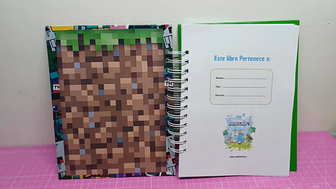 Libro para Colorear de Minecraft amigos tamaño a5