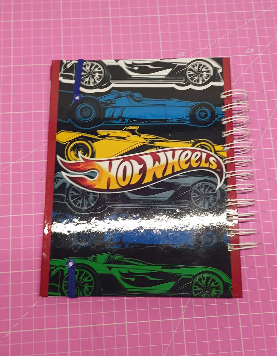 Libro para Colorear de Hotwheel rojo tamaño a5 3