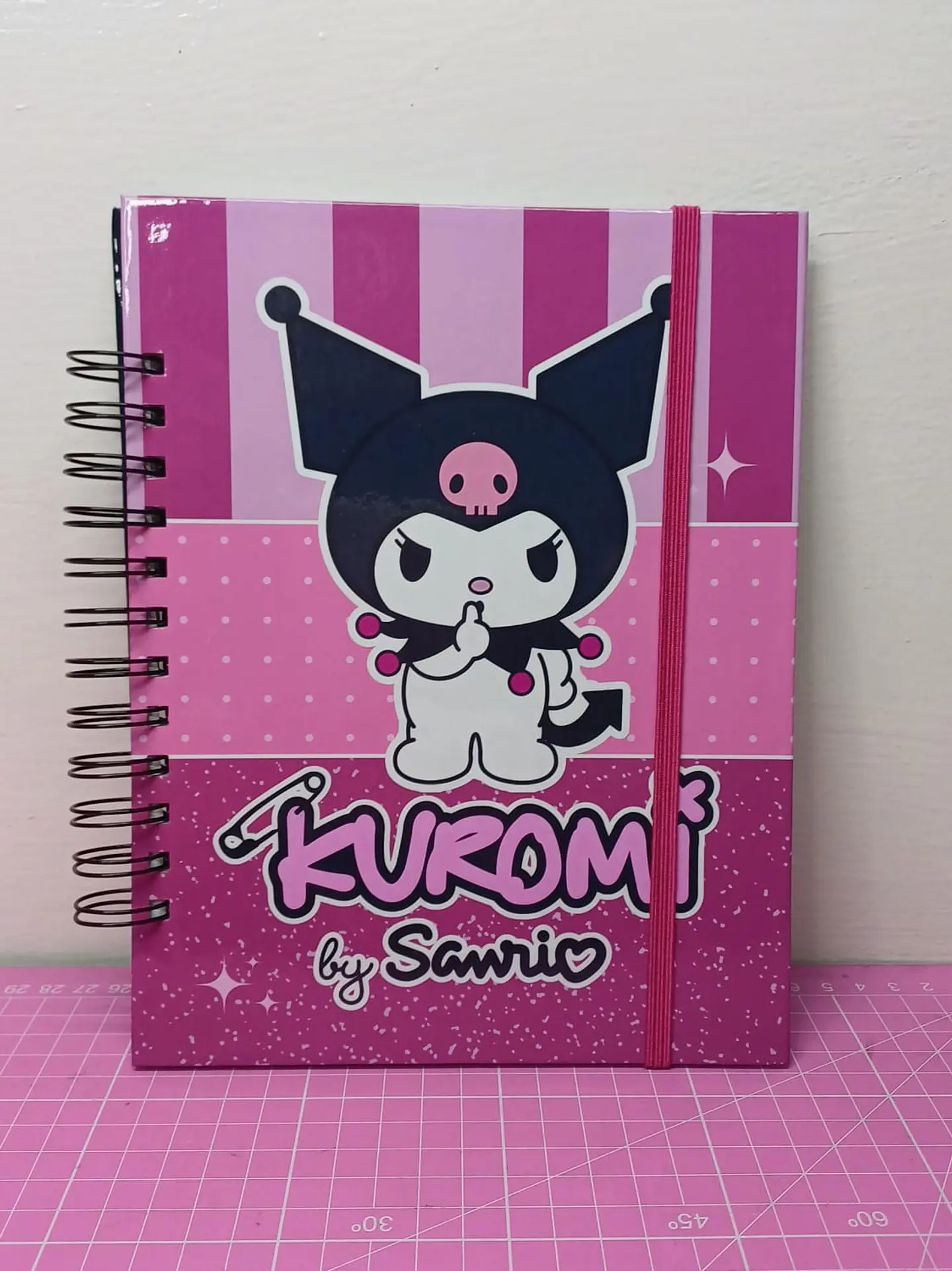 Libro para colorear de Kuromi 56 hojas tamaño a5 1