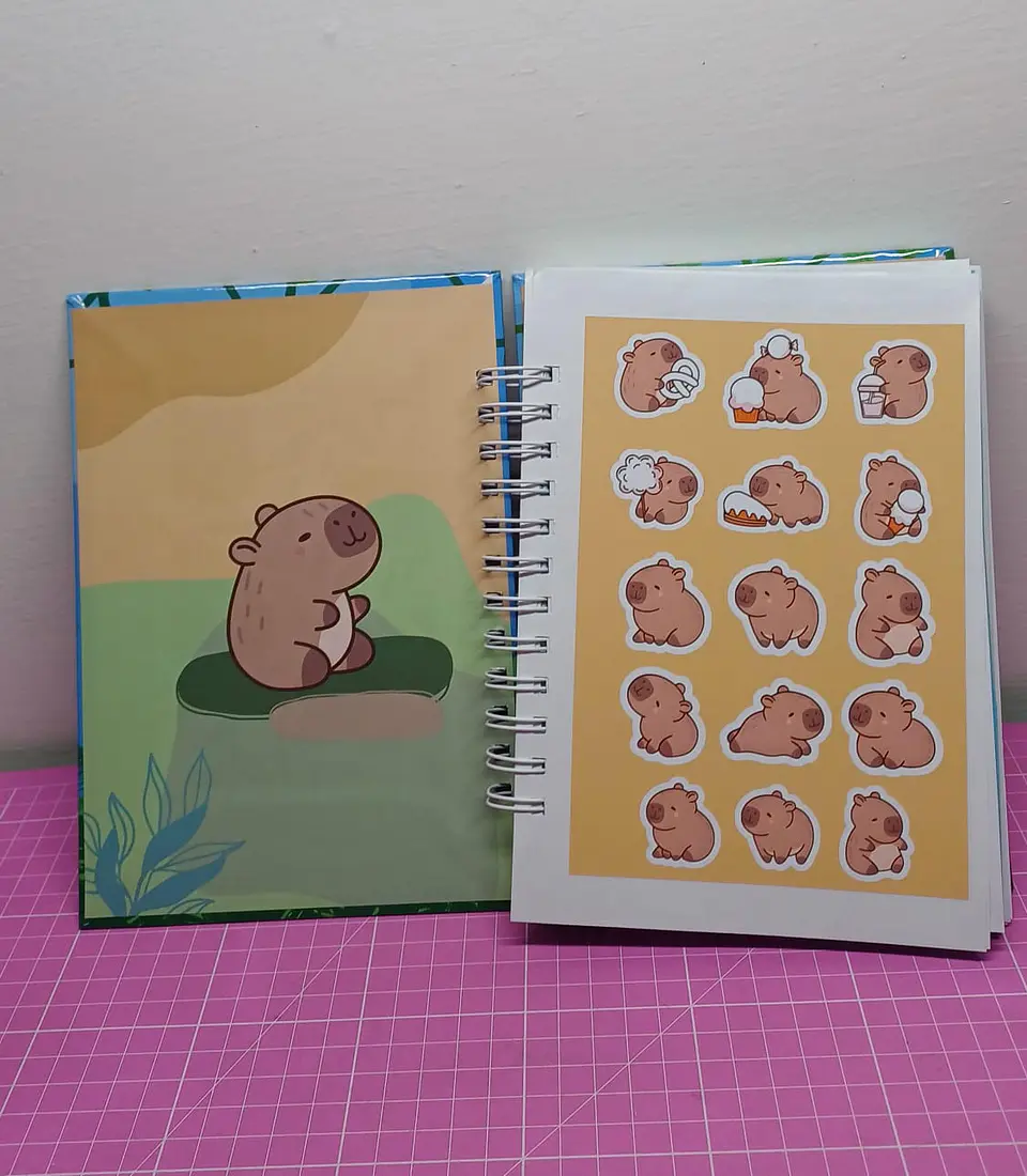 Capybara Agenda Fechada tamaño a5 110 hojas 7
