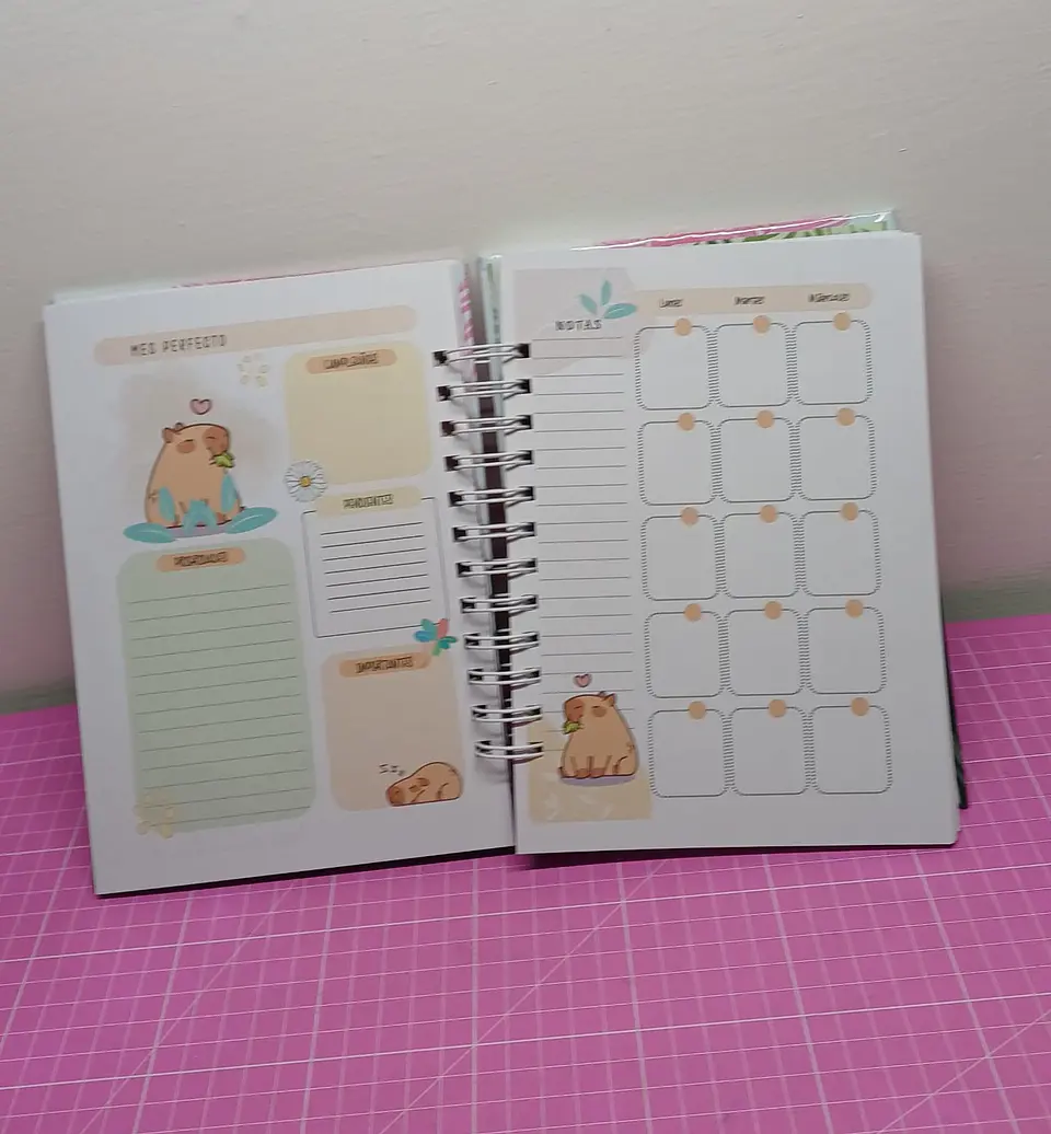 Capybara Rosa Agenda sin fecha tamaño a5 110 hojas 5