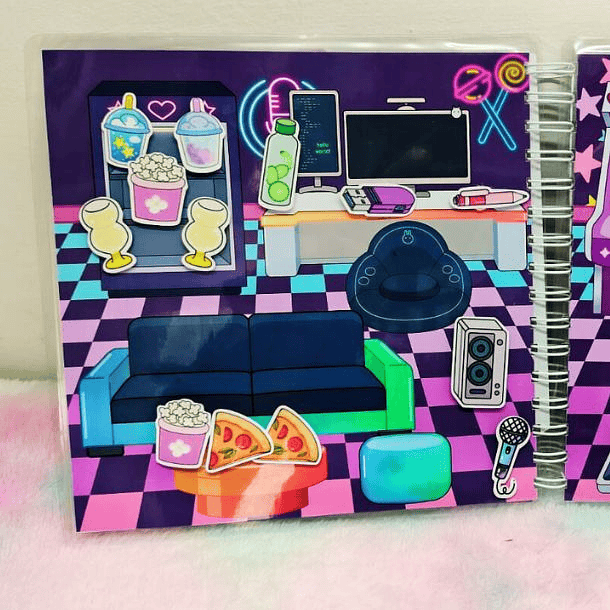 Huntrix Guerrreras K-Pop y Saja Boys Libro Interactivo de 10 paginas piezas con velcro 7