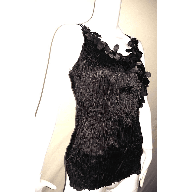 Top Negro Flores 3D MIMI BOUTIQUE (XS-S) NUEVO