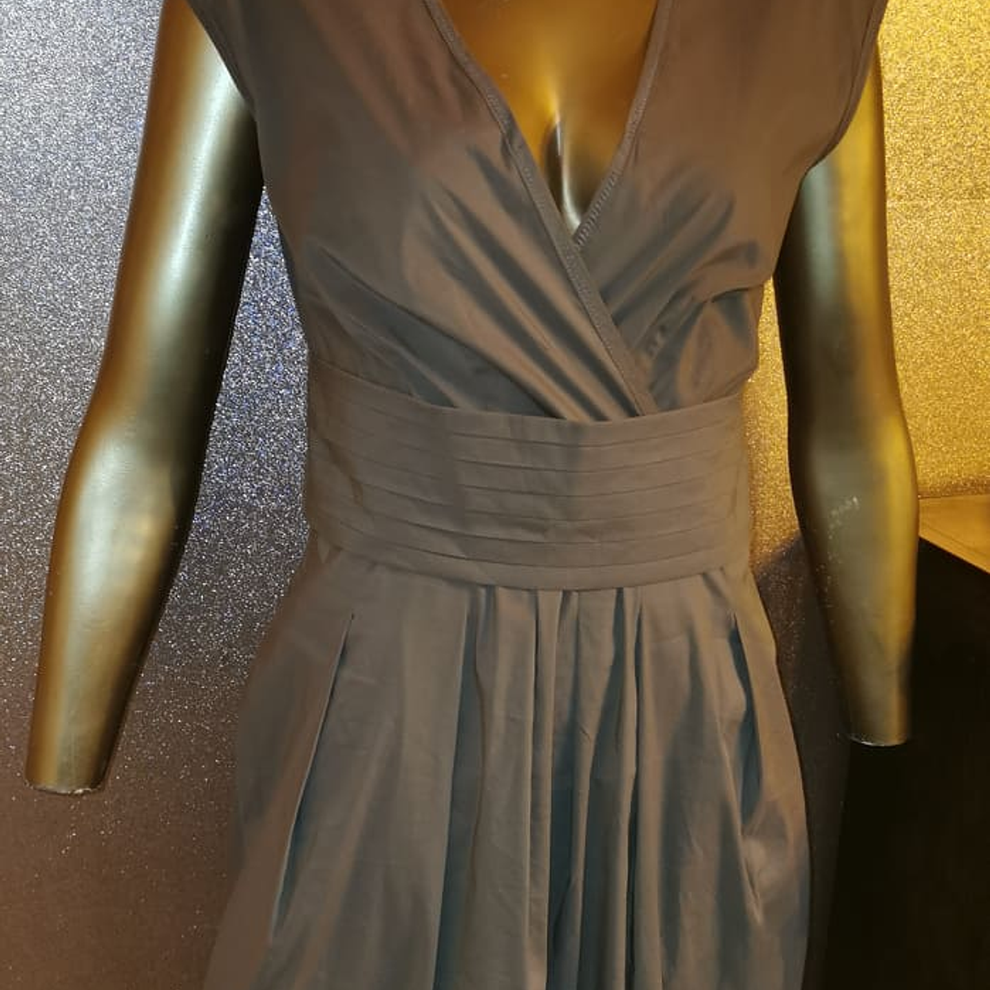 Vestido Tulip Escote V BCBG MAXAZRIA (S) 2