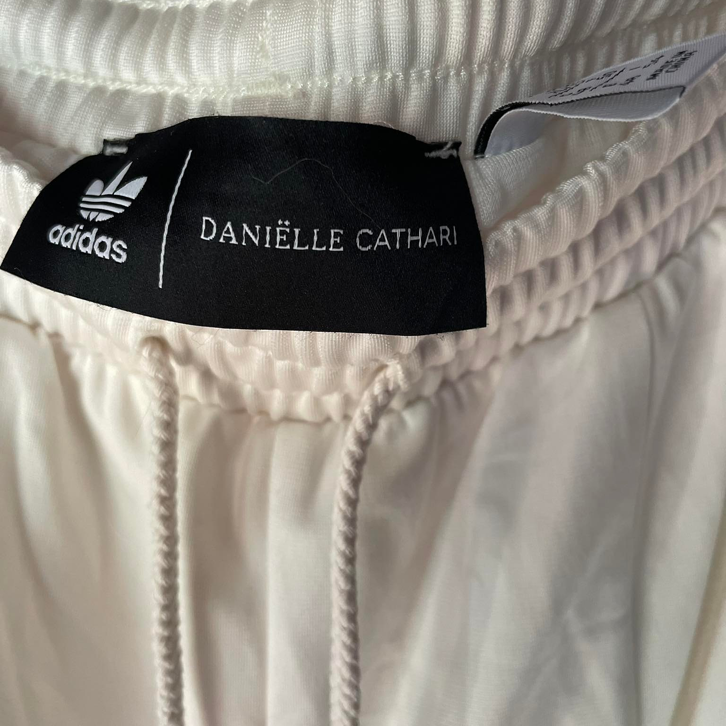 Buzo Blanco Diseño DANIELLE CATHARI ADIDAS (XL) NUEVO 2