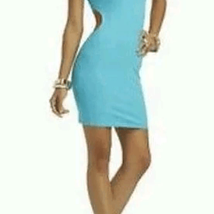 Vestido Espalda Cutout NICKY MINAJ (L)