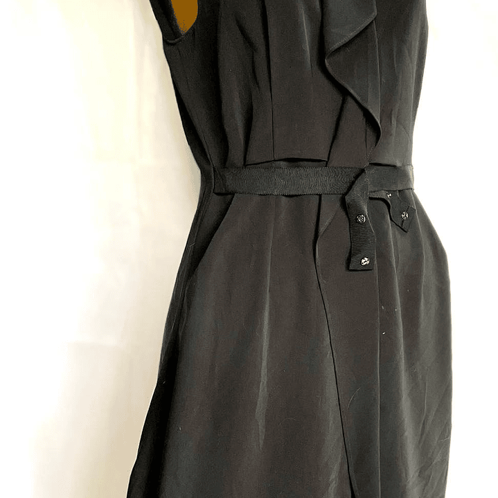 Vestido Vuelos Sedoso TAHARI (M) 3