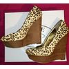 Zapatos Plataforma Cuero Leopardo STEVE  MADDEN (38.5)