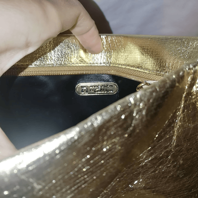 Cartera Pochette Dorada ANN KLEIN NUEVA