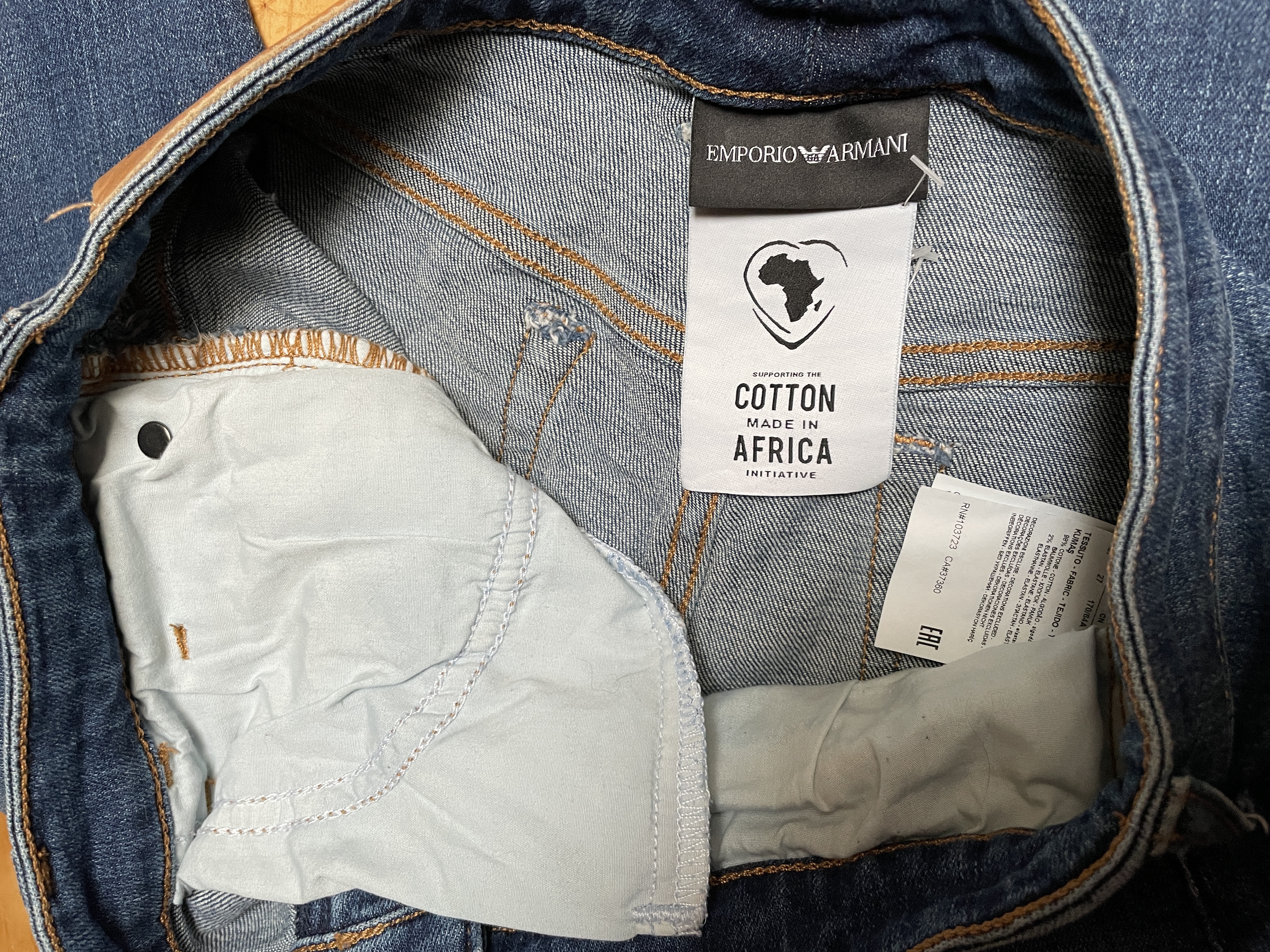 Jeans Clásicos EMPORIO ARMANI (27